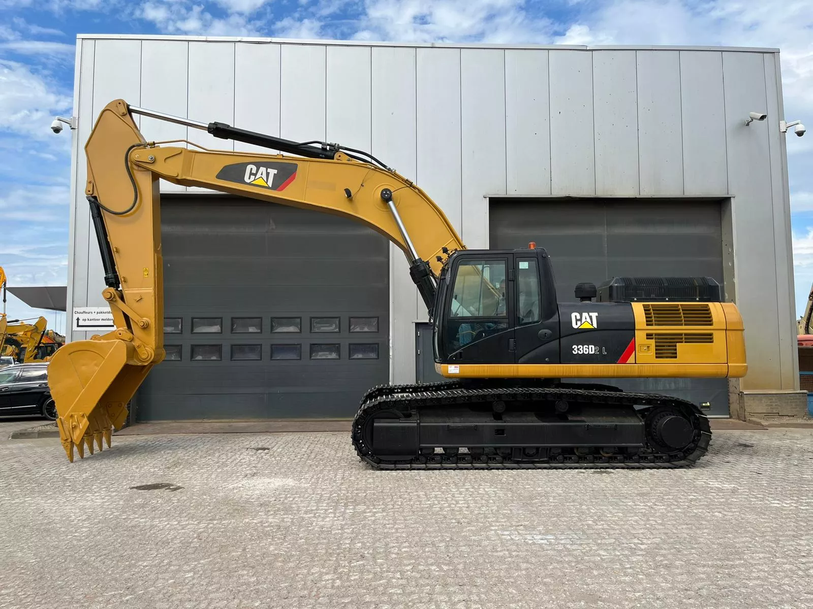 cat 336 d2l