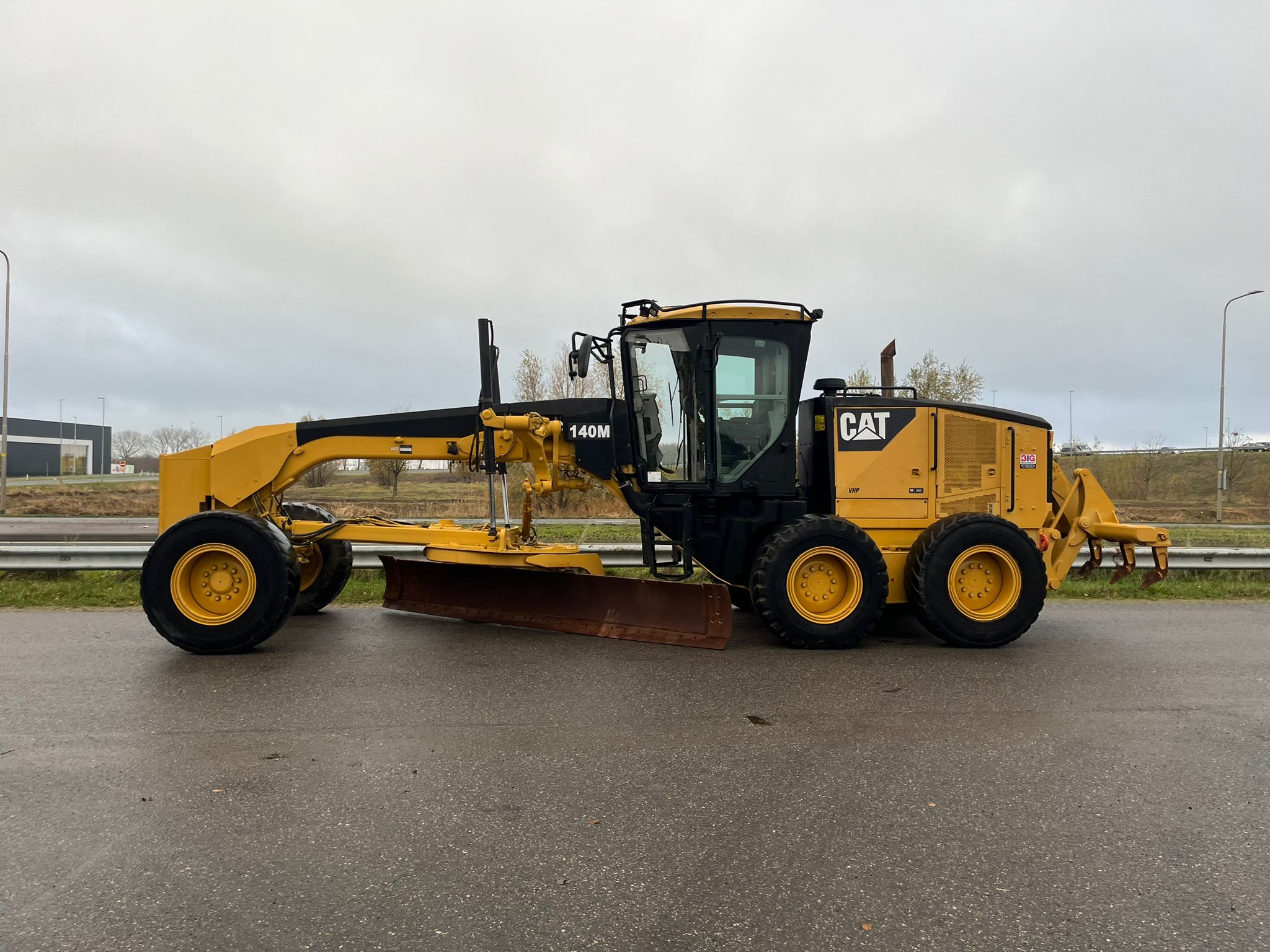 2008 – Caterpillar  140M