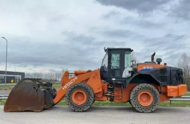 Hitachi ZW250
