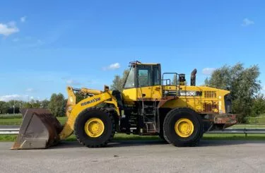 Komatsu WA500-6